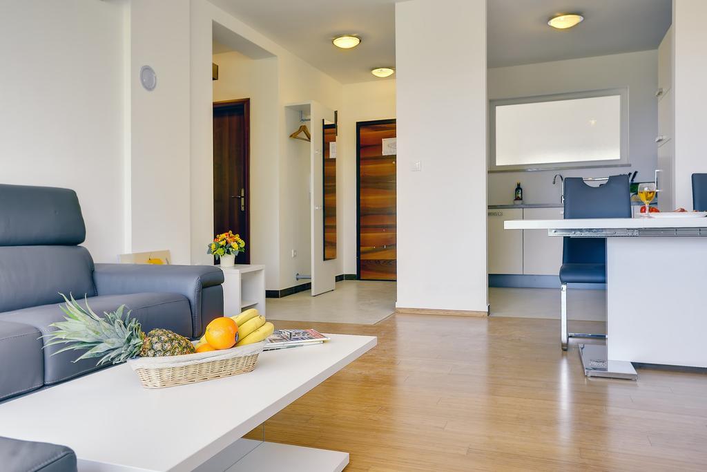 Apartments Vea Πούλα Εξωτερικό φωτογραφία