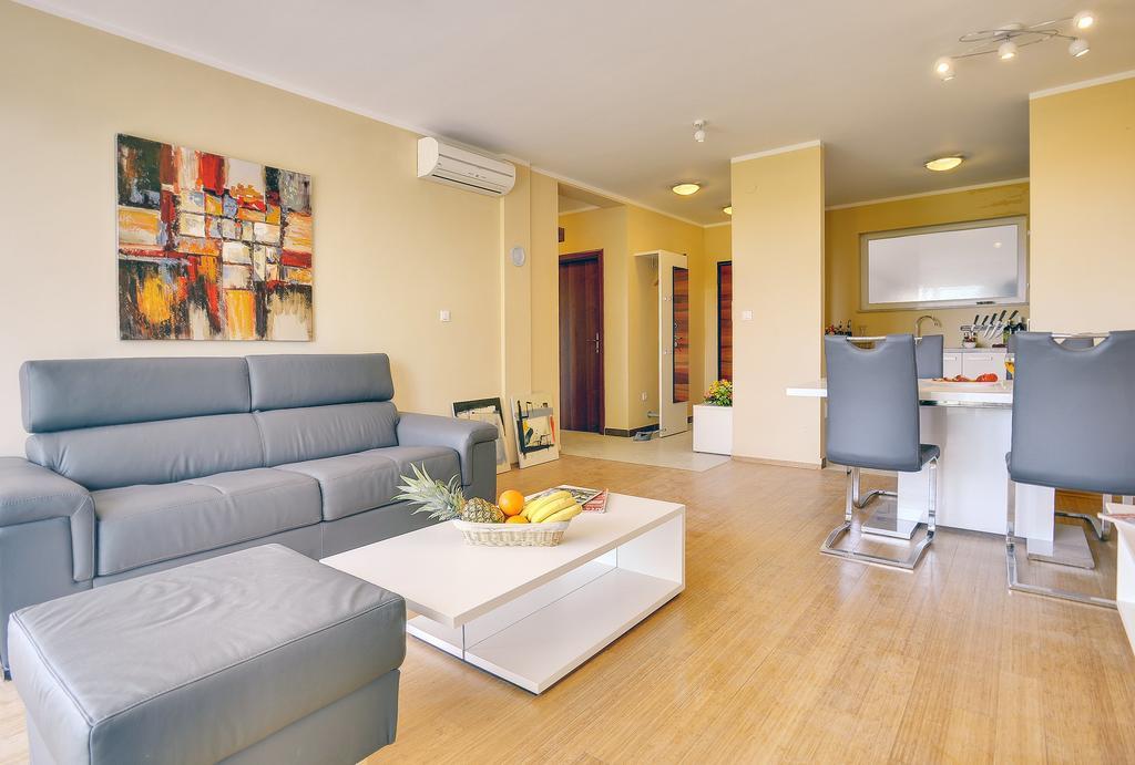 Apartments Vea Πούλα Εξωτερικό φωτογραφία
